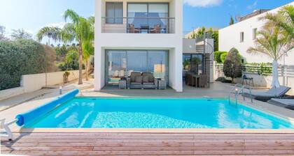 Villa Arum - a villa that sleeps 6 guests in 3 bedrooms