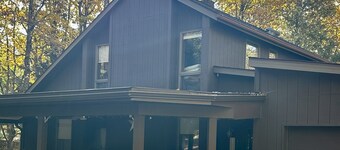 Jim Thorpe, Bear Creek Lake, Cozy 3Br family friendly home- EV charging outlet