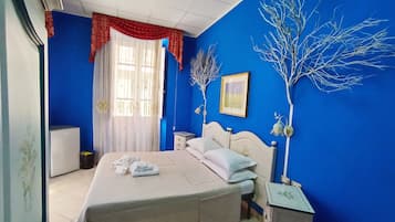 5 chambres, lit parapluie, Wi-Fi gratuit, draps fournis