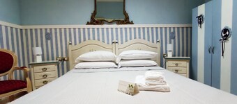 Le Tre Stelle Cagliari - 2 minutes from the train station and city center