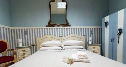 Le Tre Stelle Cagliari - 2 minutes from the train station and city center