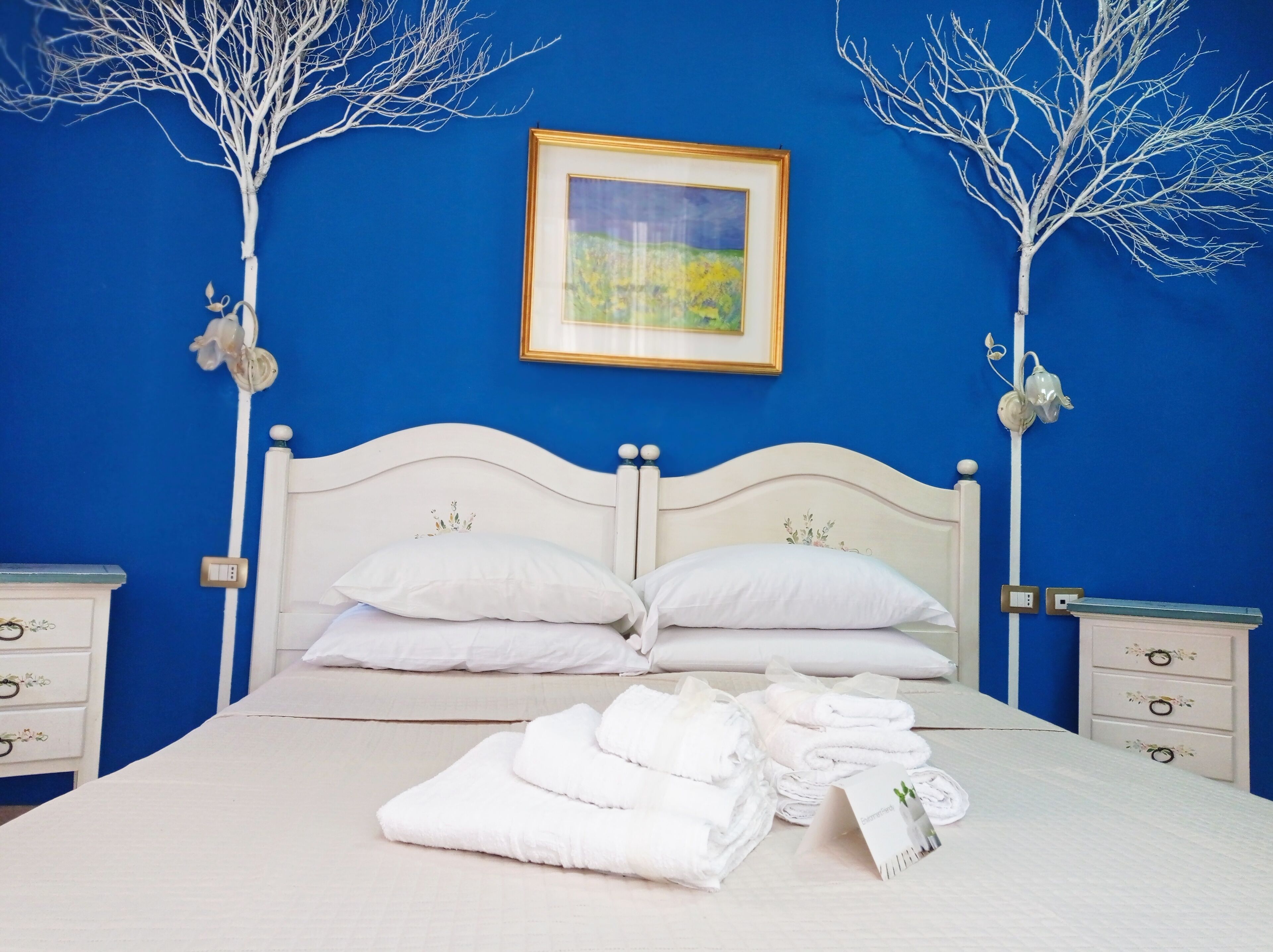 5 quartos, berço de viagem, Wi-Fi de cortesia, roupa de cama