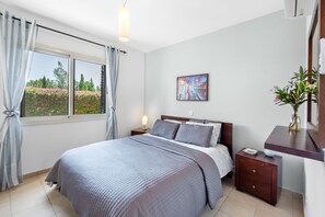 3 chambres, fer et planche à repasser, accès au Wi-Fi (inclus)