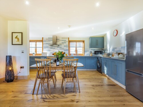Snowdrop Lodge -UK32959