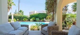Villa Vera -  a villa that sleeps 6 guests  in 3 bedrooms