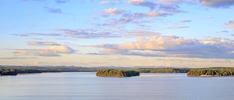 Beach nearby, beach towels