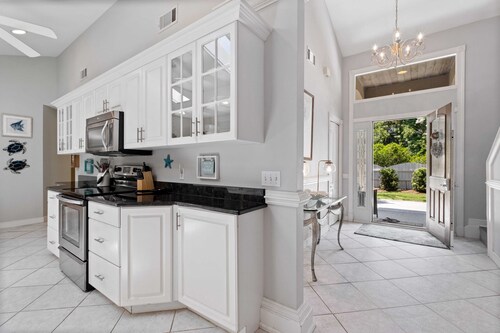 Spacious Upscale Home with Direct Private Access to the Beach and Heated Pool!