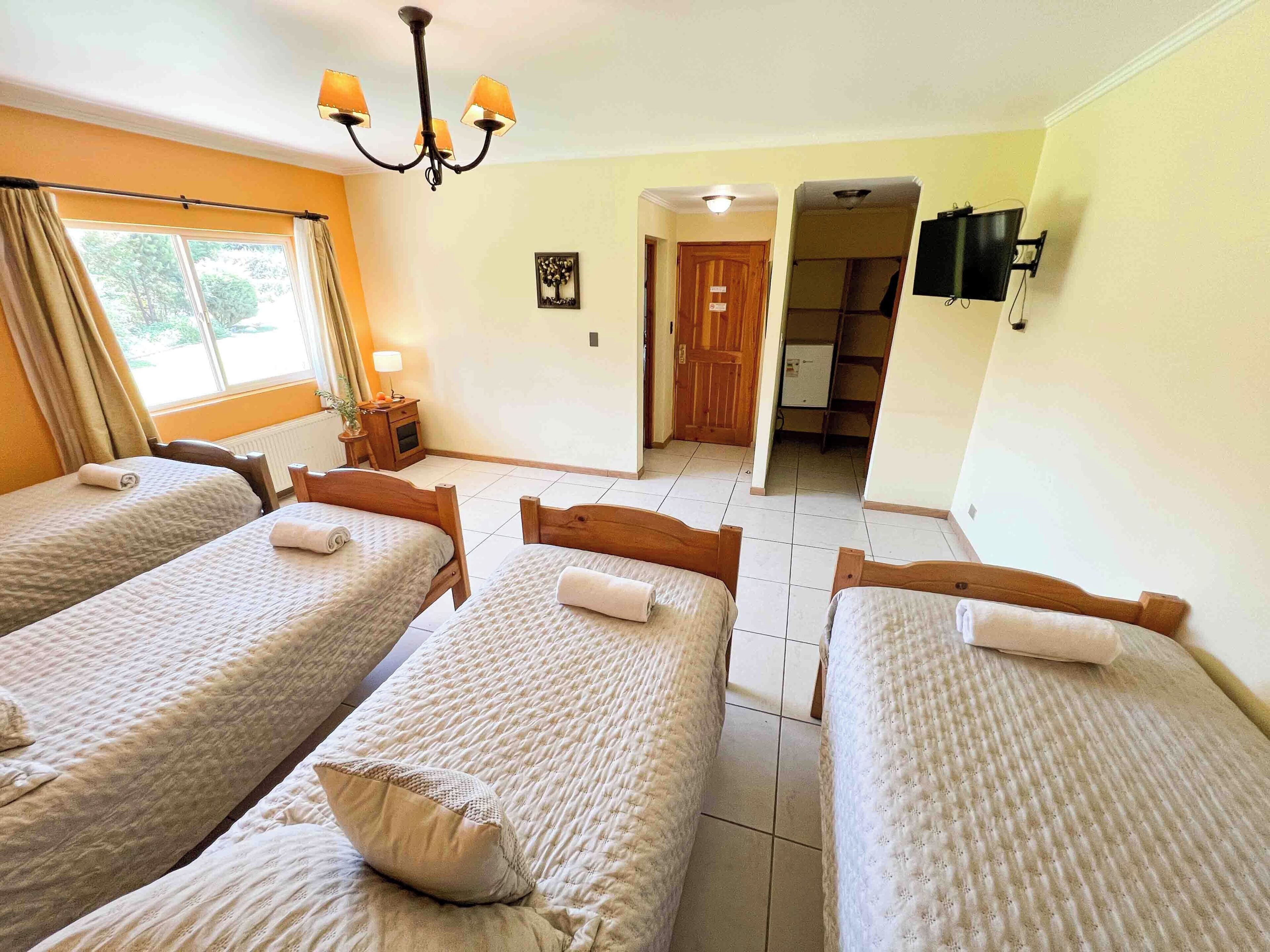 Minibar, WiFi (free), bed sheets