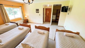 Minibar, Wi-Fi gratis, dan seprai linen