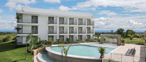 Alberca al aire libre