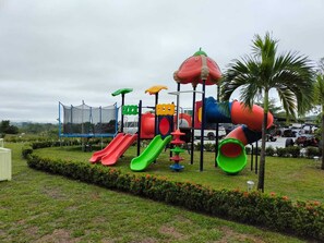 Arcade - Hotel Arboreo Doradal (Puerto Triunfo)