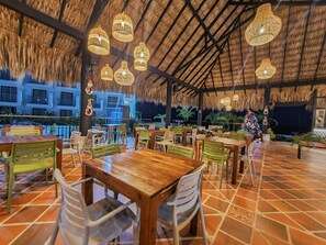 Restaurant - Hotel Arboreo Doradal (Puerto Triunfo)