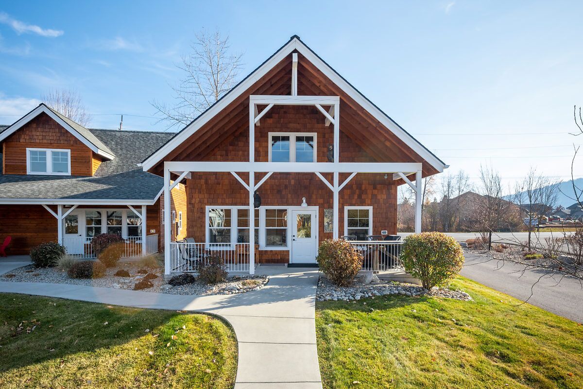 3 Bears - 3 Bedroom 3 Bath Parkside Bungalow