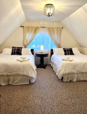 3 Schlafzimmer, Schreibtisch, Bügeleisen/Bügelbrett, kostenloses WLAN