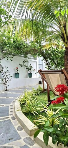 A beautiful modern residence 10 minutes from one of Nosy-Be's most beautiful beaches.