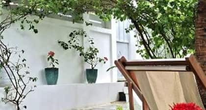 A beautiful modern residence 10 minutes from one of Nosy-Be's most beautiful beaches.