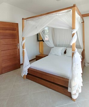 2 bedrooms, in-room safe, iron/ironing board, free WiFi - A beautiful modern residence 10 minutes from one of Nosy-Be's most beautiful beaches. (Nosy-Be)