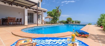 La Torre Cajiz by Ruralidays