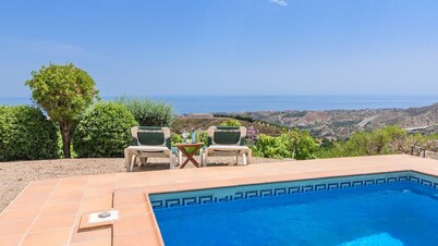 La Torre Cajiz by Ruralidays