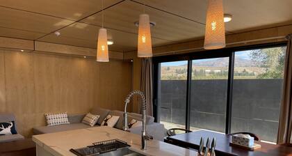 JillyLan Village Apartment