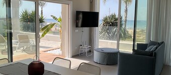 Beachside Luxury Apartment Playa Grande