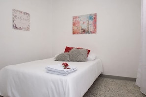 3 habitaciones, wifi gratis y ropa de cama 