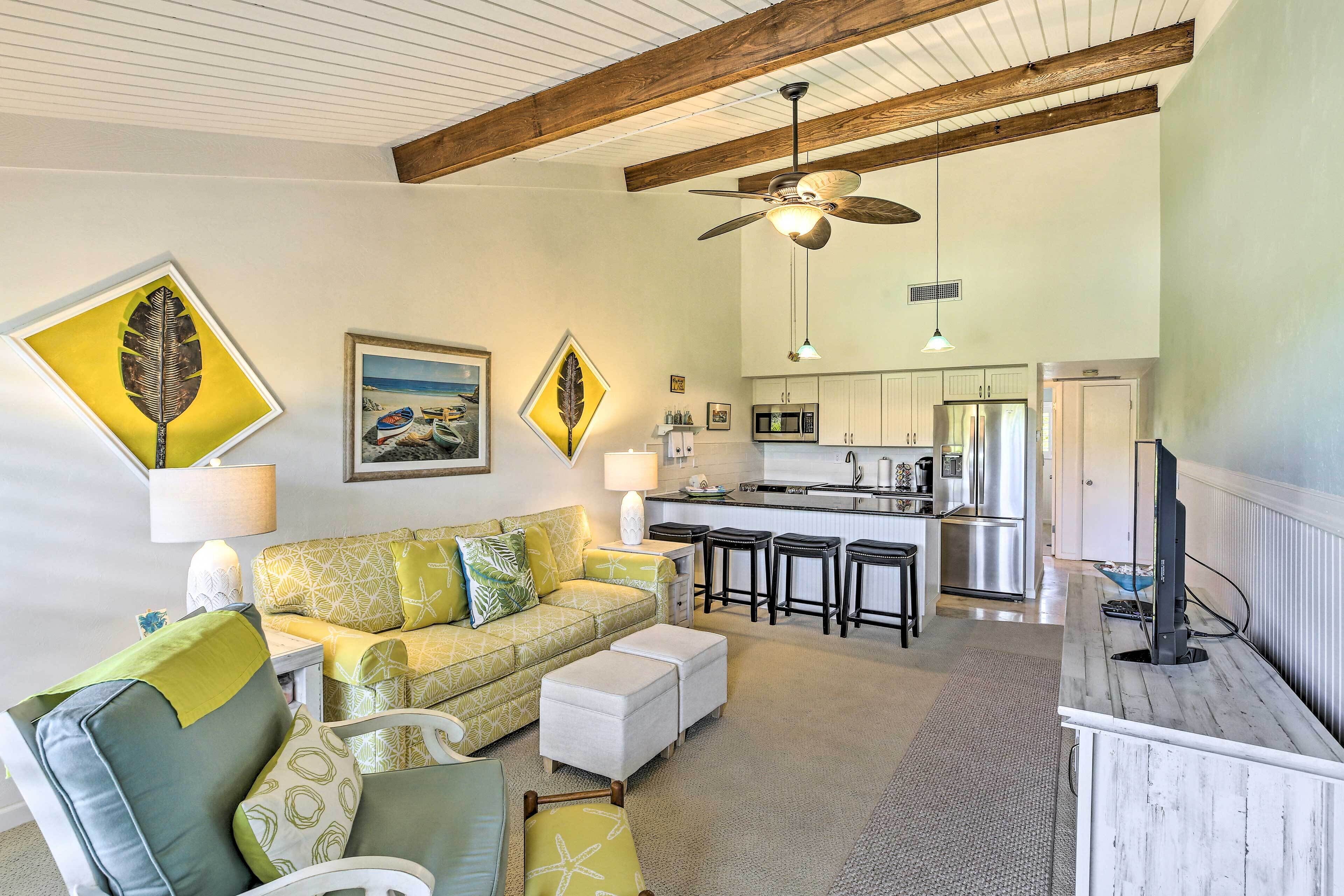 Coastal Condo w/ Pool Access < 1 Mi to Beach!