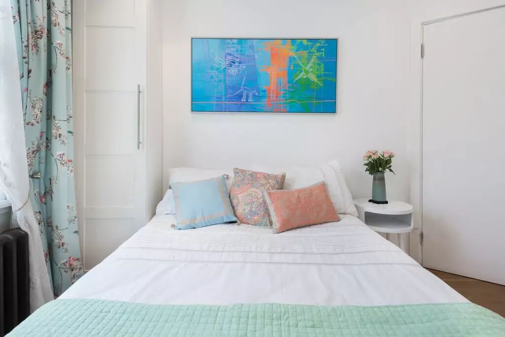 1 chambre, fer et planche à repasser, accès au Wi-Fi (inclus)