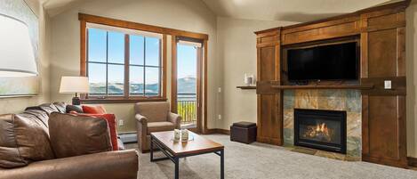 Smart-TV, peis, videospill og DVD-spiller