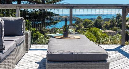 Hekerua Bay Retreat - Palm Beach Coastal Views