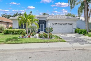 Casa (20879 Villareal Way) | Exterior