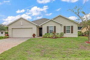 House (4831 SW 18th Ave) | Exterior - 4831 SW 18th Ave (Cape Coral)