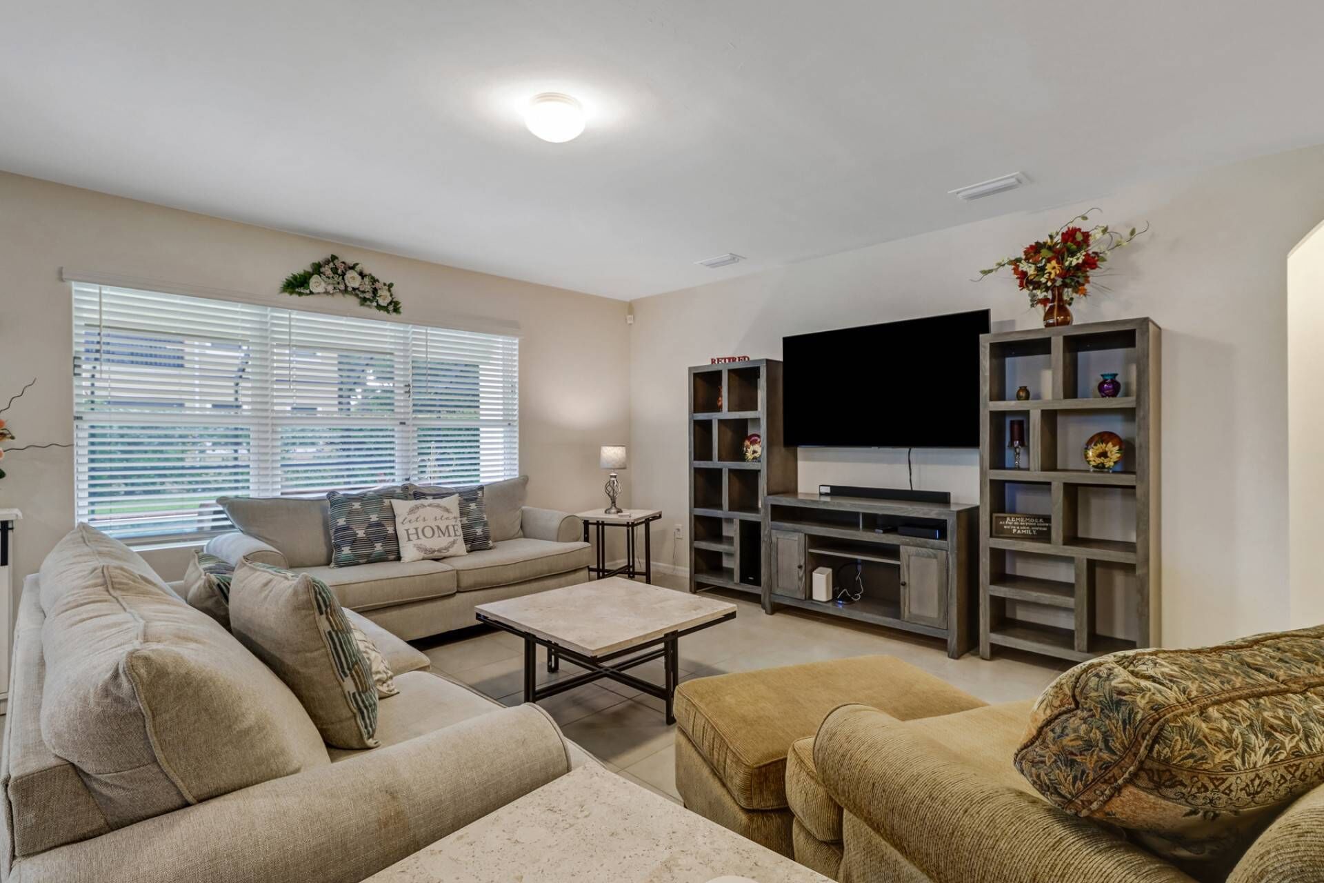 House (4831 SW 18th Ave) | Exterior