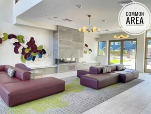 Interior - VIBE Tempe | 1BD/1BA | Free Parking | 5 min to ASU (Tempe)