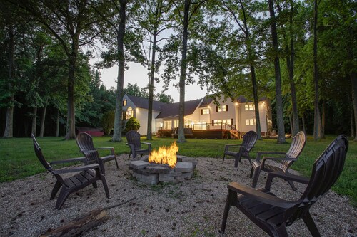 Chesapeake Point | Waterfront w/ HOT TUB + Beach!
