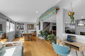 House (Cloud Break) | Exterior - Cloud Break (Newburyport)