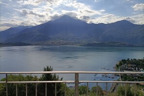 Property grounds - Elegant apartment with outstanding panoramic view - Larihome (Vercana)