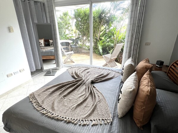 2 bedrooms, WiFi - Nice 2 bed-rooms apartment at Aquamarina Residence (Sint Maarten)