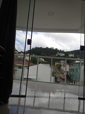 Porch - Apartamento moderno em Domingos Martins (Domingos Martins)