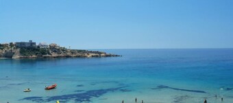 3 Bedroom Villa with Private Pool and Free Car