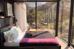 1 quarto, escrivaninha, Wi-Fi, roupa de cama