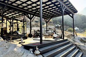 Miscellaneous - Paradise Ranch Inn- Awake House Hot Tub,Sauna. (Three Rivers)