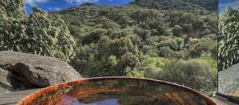 Paradise Ranch Inn- Awake House Hot Tub,Sauna.