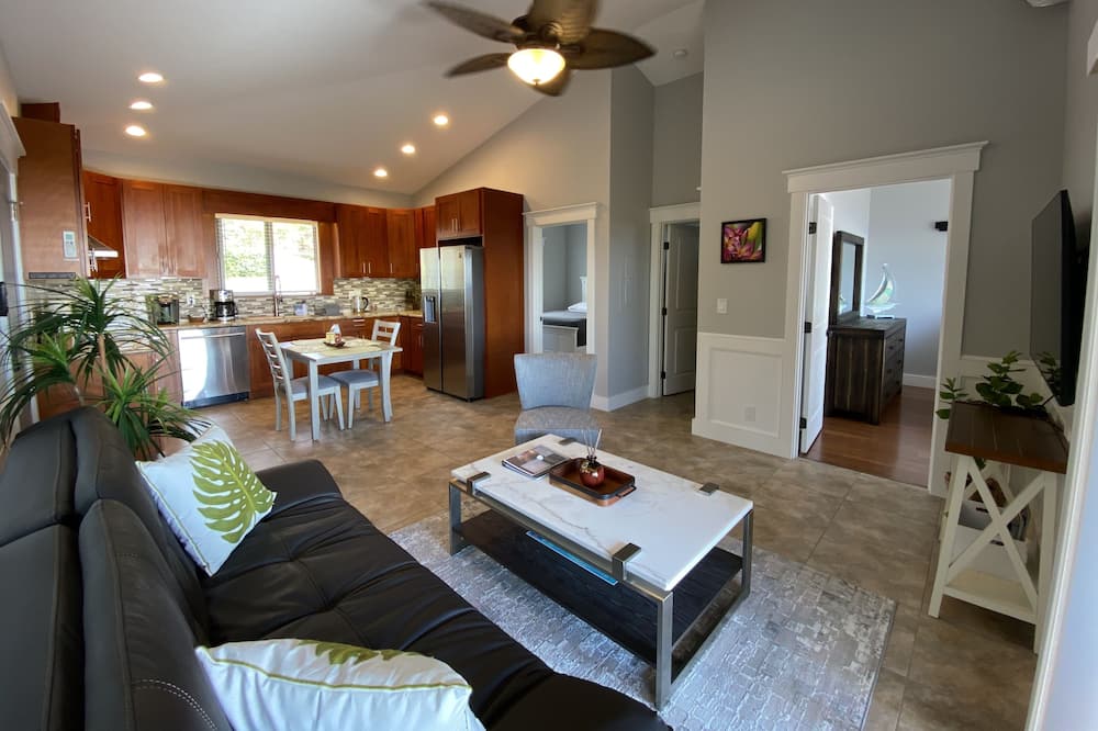 New 2 Bedroom Guesthouse With Mountain Ocean View To Hawaii new-2-bedroom-guesthouse-with-mountain-ocean-view-to-hawaii