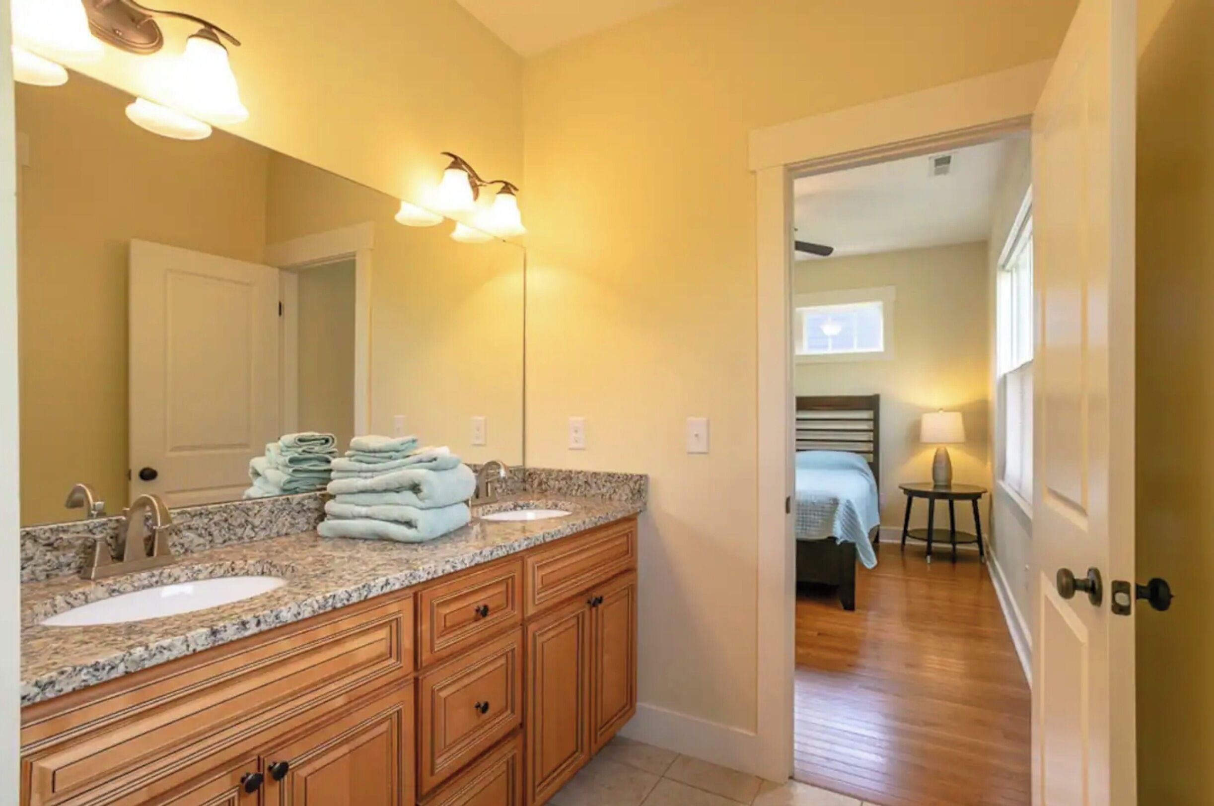 Combined shower/bathtub, hair dryer, towels, soap