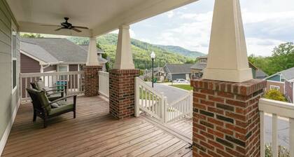 The Nest - The Perfect Asheville Getaway; Pet Friendly!, 10 Mins to Downtown