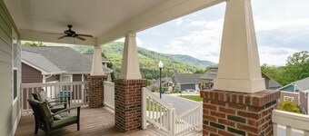 The Nest - The Perfect Asheville Getaway; Pet Friendly!, 10 Mins to Downtown