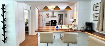 Dixon Cottage: Mountain Views, Great Location, Sleeps 6