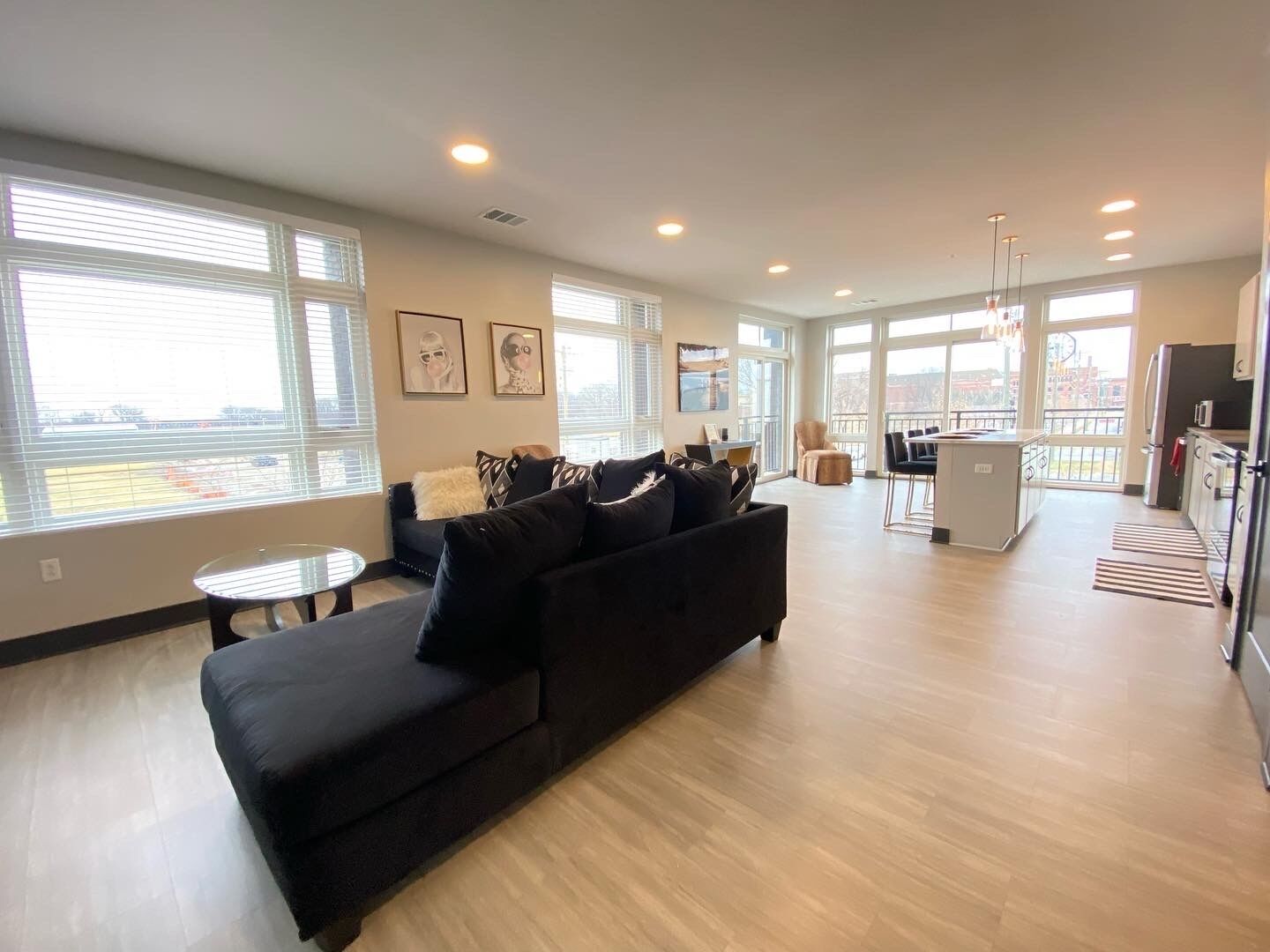 Luxury Apartment near Waterfront Park