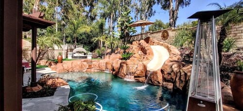 Tropical Paradise 4 Bedroom Home sleeps 10